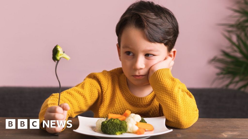 Fussy eating caused by non-parental genes